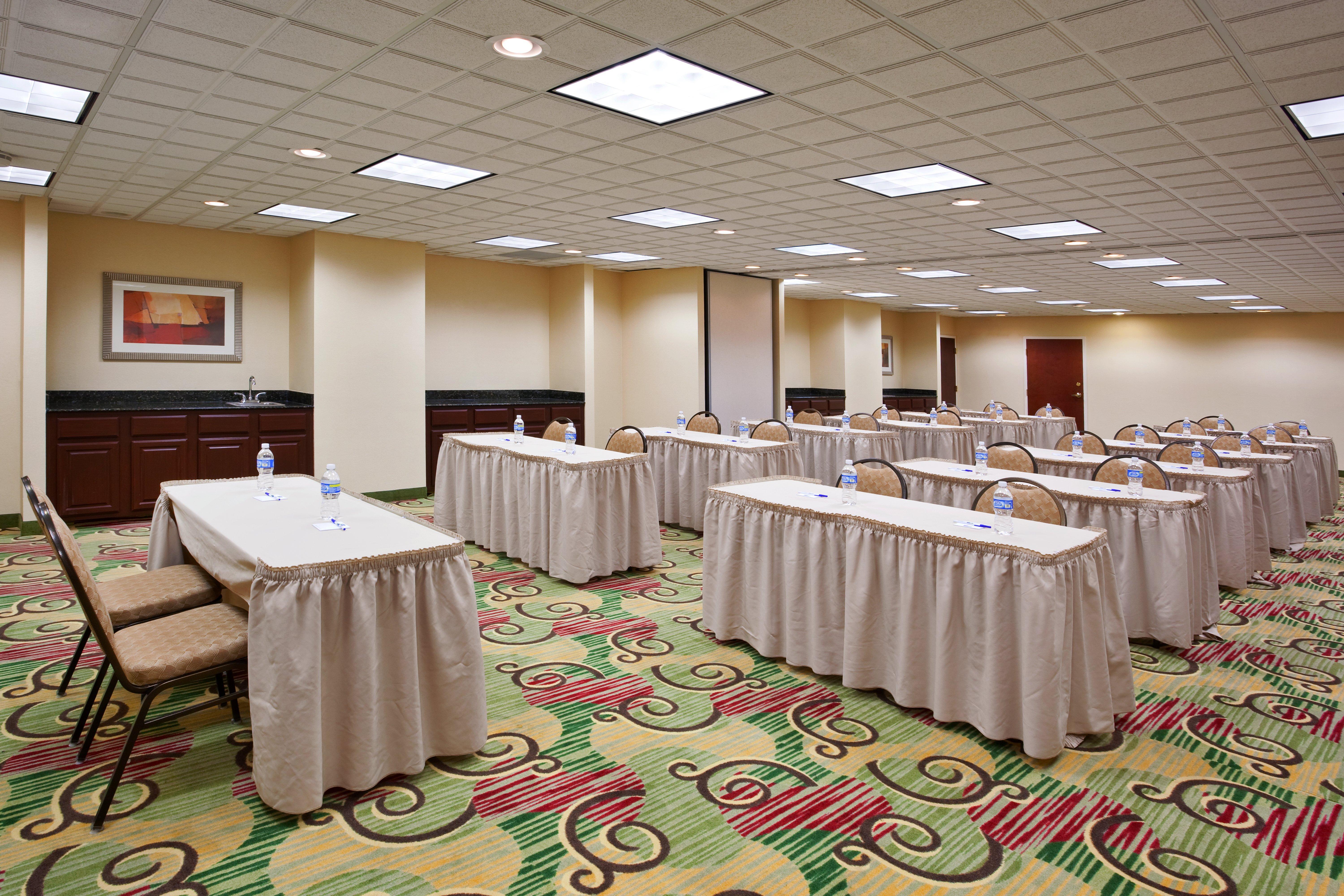 Holiday Inn Express Hotel & Suites Cleveland-Streetsboro By Ihg Εξωτερικό φωτογραφία