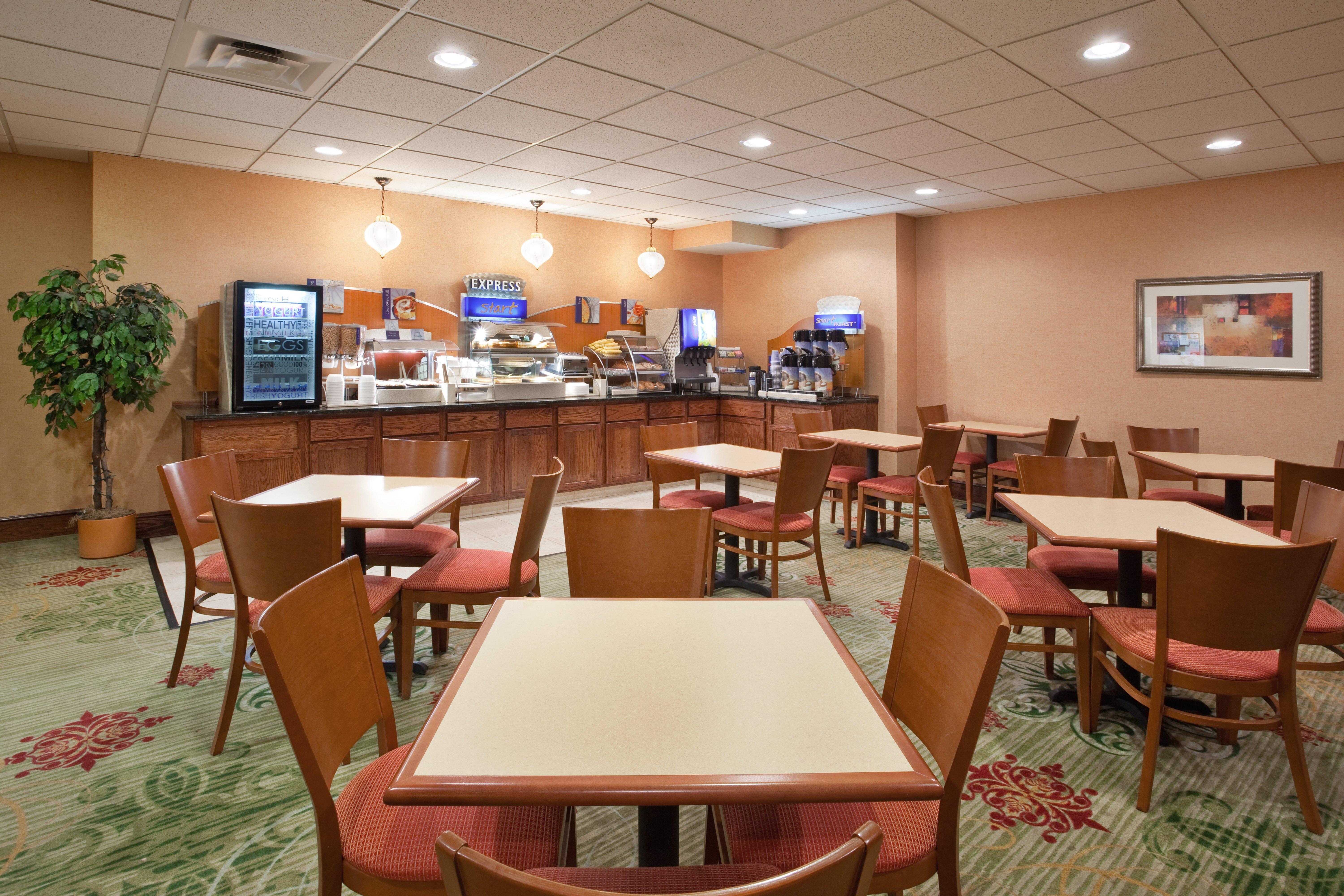 Holiday Inn Express Hotel & Suites Cleveland-Streetsboro By Ihg Εξωτερικό φωτογραφία