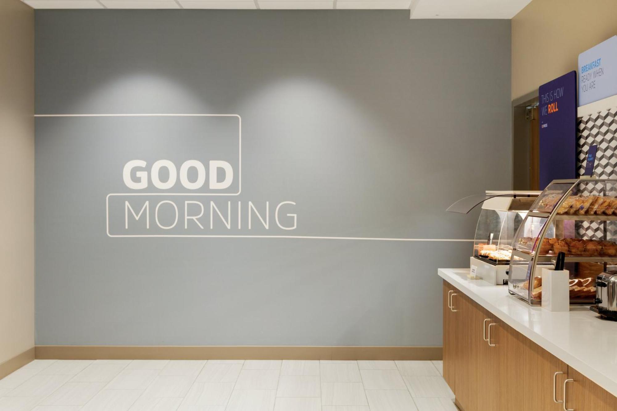 Holiday Inn Express Hotel & Suites Cleveland-Streetsboro By Ihg Εξωτερικό φωτογραφία