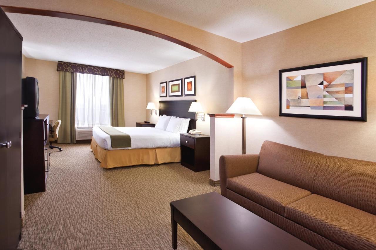 Holiday Inn Express Hotel & Suites Cleveland-Streetsboro By Ihg Εξωτερικό φωτογραφία